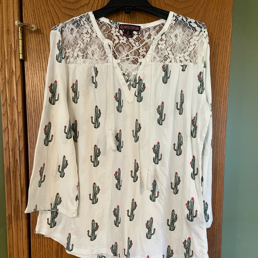 Rock & Roll Cowgirl Cactus print top size large